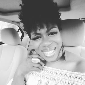 Meet your Posher, Monica